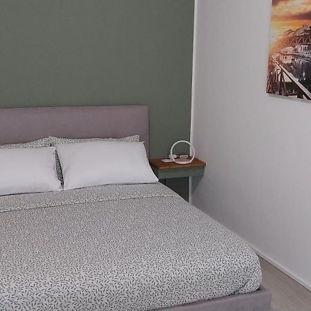 Little Sweet Home - Fiera Milano Pero Zewnętrze zdjęcie